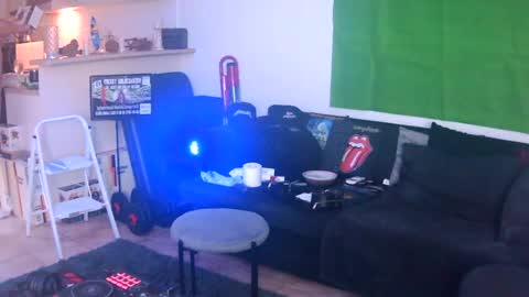 goldyguy011 online show from July 2026 07:59:02 AM