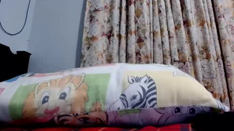 julin Andrs online show from February 2025 04:05:02 AM