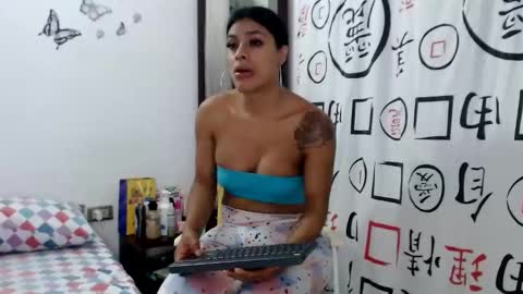 Valentina online show from February 2025 02:14:01 AM