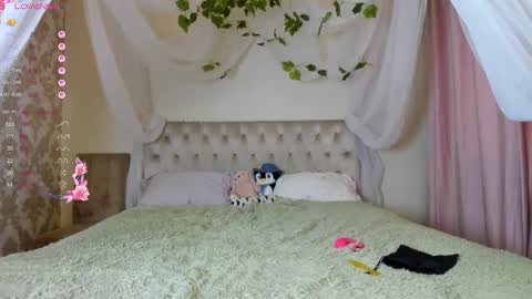 gongjulee online show from October 2025 02:43:02 AM