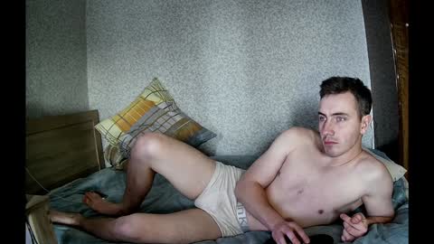 Snapshot of gonzotrash chatting on December 2024 08:08:02 AM GonzotrasH online show from December 2024 08:08:02 AM