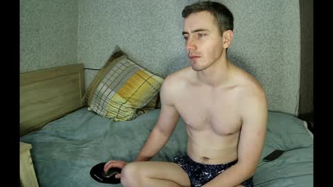 Snapshot of gonzotrash chatting on December 2024 06:42:02 AM GonzotrasH online show from December 2024 06:42:02 AM