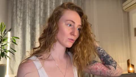 Snapshot of good__choice chatting on December 2025 01:08:01 PM Polly online show from December 2025 01:08:01 PM