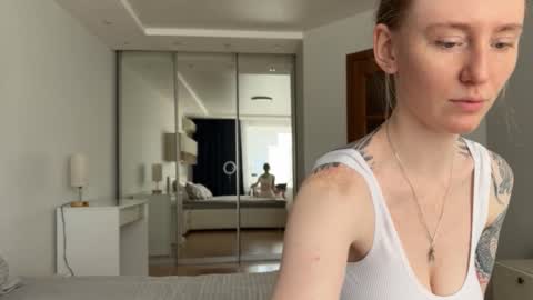 Snapshot of good__choice chatting on February 2026 08:44:02 AM Polly online show from February 2026 08:44:02 AM