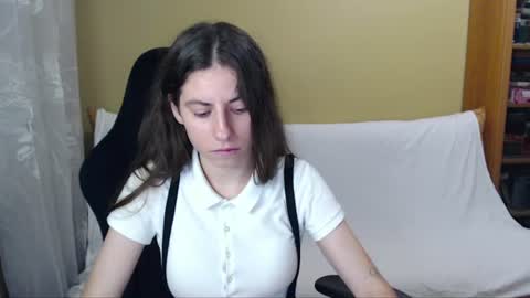 Elizabeth Effie online show from July 2026 05:27:01 PM