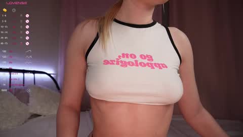 Snapshot of good_barbie chatting on March 2025 04:01:01 AM Barbie online show from March 2025 04:01:01 AM