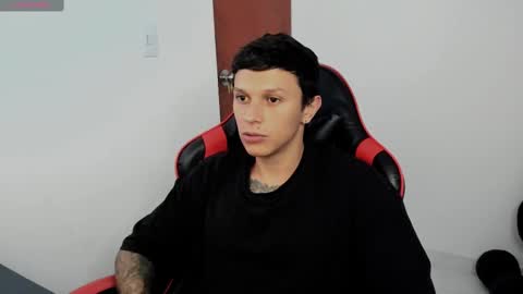 goodboy69i online show from September 2025 03:45:01 PM