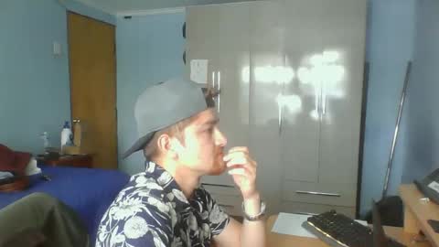 Snapshot of goodfumes chatting on December 2024 04:27:02 PM goodfumes online show from December 2024 04:27:02 PM