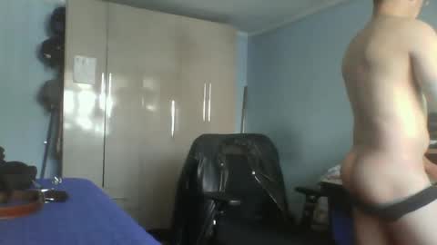 Snapshot of goodfumes chatting on January 2025 08:39:02 PM goodfumes online show from January 2025 08:39:02 PM