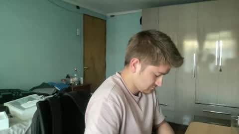 Snapshot of goodfumes chatting on November 2025 10:04:02 PM goodfumes online show from November 2025 10:04:02 PM