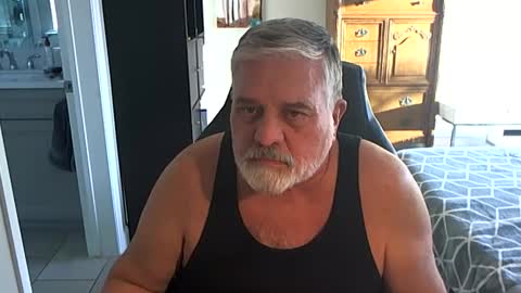 Michael online show from November 2025 11:30:01 PM