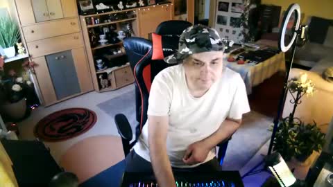 Snapshot of google5001 chatting on September 2025 05:44:02 AM google5001 online show from September 2025 05:44:02 AM