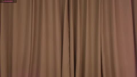 Rose  online show from February 2025 12:04:02 PM