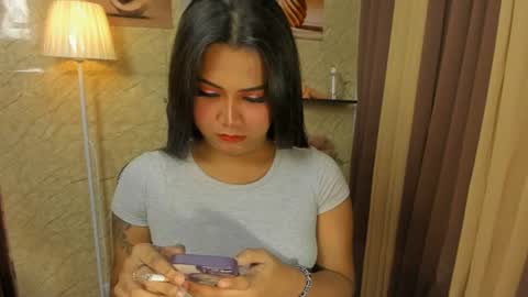 RIANA online show from July 2026 05:15:02 PM