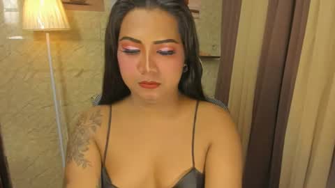 RIANA online show from July 2026 06:28:01 PM