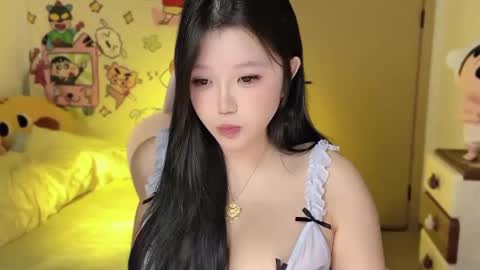 Snapshot of gorgeous_girl33 chatting on October 2025 07:33:01 PM gorgeous girl33 online show from October 2025 07:33:01 PM