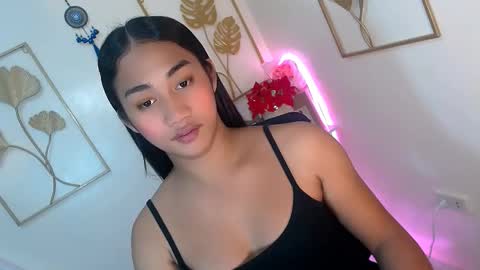 gorgeous_nicole online show from November 2025 12:37:02 PM