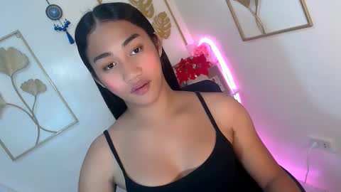 Snapshot of gorgeous_niicole chatting on November 2025 07:35:02 PM gorgeous_niicole online show from November 2025 07:35:02 PM