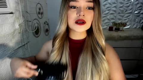 Amanda rose online show from October 2025 08:42:01 PM