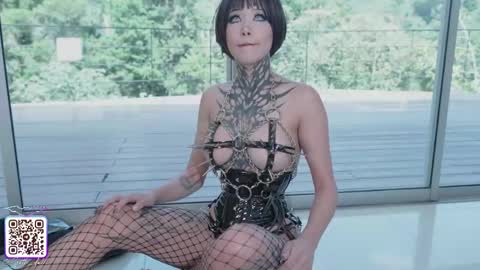 Snapshot of goth_dolll chatting on May 2026 07:30:02 PM sophie Special celebration a the beach 300k followers 3011 and 0112 online show from May 2026 07:30:02 PM