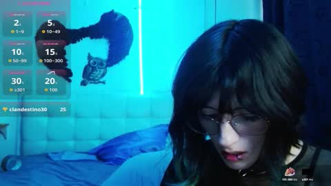 Snapshot of goth_minerva chatting on September 2025 01:45:01 PM goth_minerva online show from September 2025 01:45:01 PM