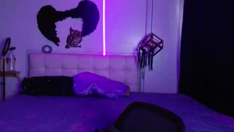 Snapshot of goth_minerva chatting on September 2025 01:46:02 PM goth_minerva online show from September 2025 01:46:02 PM