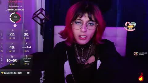 Snapshot of goth_minerva chatting on October 2025 01:34:02 PM goth_minerva online show from October 2025 01:34:02 PM