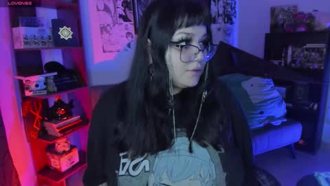 Snapshot of goth_stein chatting on November 2025 02:34:02 AM Engel Please help me to reach 50 thumbs up online show from November 2025 02:34:02 AM