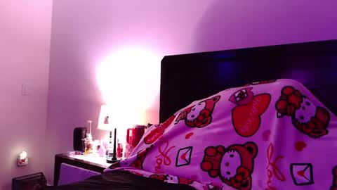 gothbaby305 online show from February 2026 07:47:01 AM