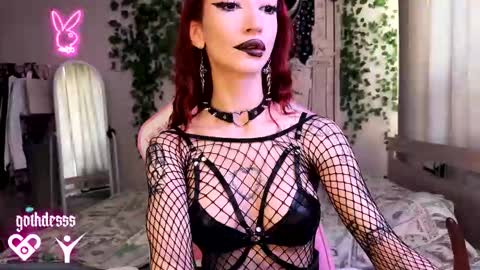    online show from September 2025 06:06:02 AM