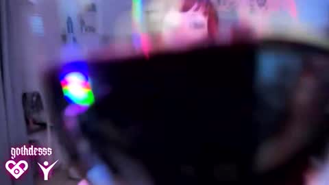    online show from October 2025 03:39:02 AM