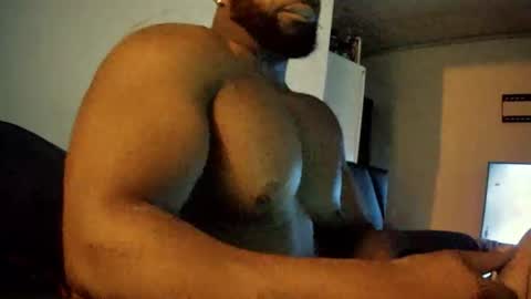 Snapshot of gotthehornz chatting on November 2025 04:12:01 AM gotthehornz online show from November 2025 04:12:01 AM