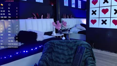 Meredith Alessandra online show from December 2025 04:51:01 AM