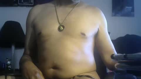 Snapshot of gr8peephole chatting on June 2026 11:22:02 PM gr8peephole online show from June 2026 11:22:02 PM