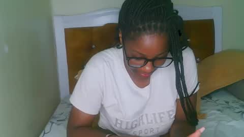 Snapshot of graceessy chatting on January 2025 06:56:02 PM graceessy online show from January 2025 06:56:02 PM