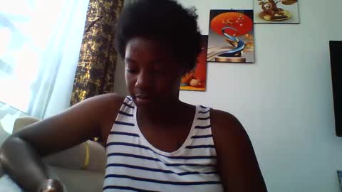 Snapshot of graceessy chatting on October 2025 12:17:02 PM graceessy online show from October 2025 12:17:02 PM