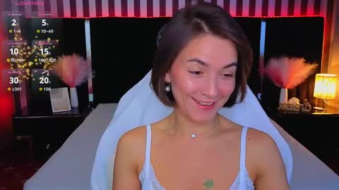 Snapshot of gracefulmichelle chatting on June 2026 07:48:01 PM gracefulmichelle online show from June 2026 07:48:01 PM