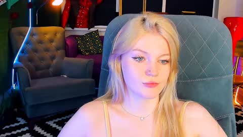 Grace Glamour online show from February 2025 11:23:01 AM