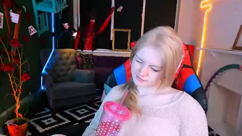 Grace Glamour online show from February 2025 08:27:02 AM