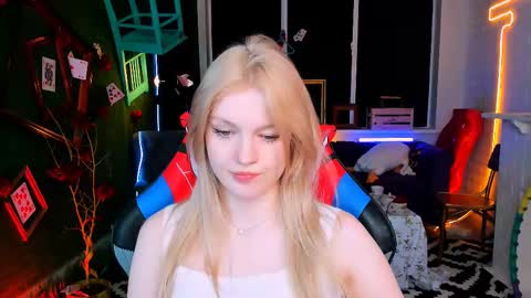 Grace Glamour online show from February 2025 11:30:02 AM