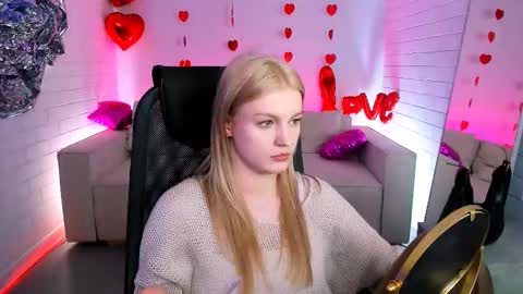 Grace Glamour online show from March 2025 11:23:01 AM