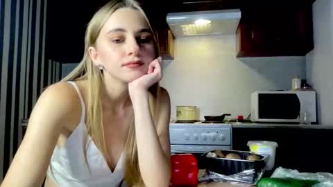 Snapshot of gracetorrezz chatting on October 2025 07:01:02 PM gracetorrezz online show from October 2025 07:01:02 PM