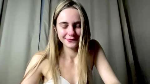 Snapshot of gracetorrezz chatting on October 2025 04:36:02 PM gracetorrezz online show from October 2025 04:36:02 PM