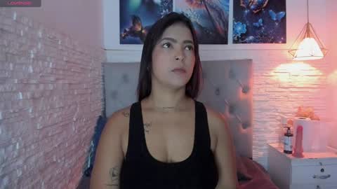 Snapshot of graceymilf999 chatting on January 2025 11:23:02 AM Gracey Milf online show from January 2025 11:23:02 AM