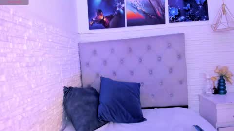 Snapshot of graceymilf999 chatting on March 2025 11:18:02 AM Gracey Milf online show from March 2025 11:18:02 AM