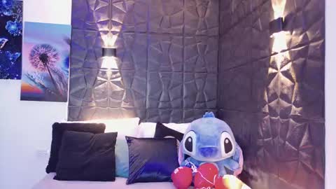 Snapshot of graceymilf999 chatting on September 2025 11:32:02 AM Gracey Milf online show from September 2025 11:32:02 AM