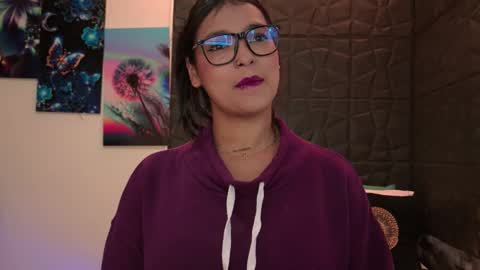 Snapshot of graceymilf999 chatting on October 2025 11:40:01 AM Gracey Milf online show from October 2025 11:40:01 AM