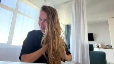 Emilia online show from July 2026 06:09:02 AM