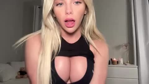 Gracie online show from February 2025 01:54:02 AM