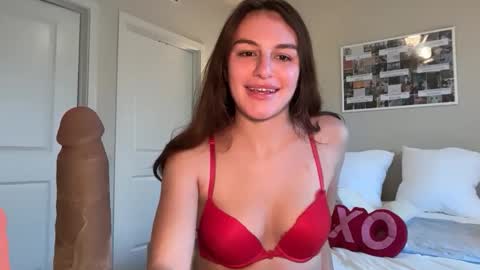 Gracie Smith online show from November 2025 08:30:01 PM
